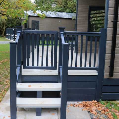 An example of a fully installed 16' x 6' end patio in the anthracite and cream colours